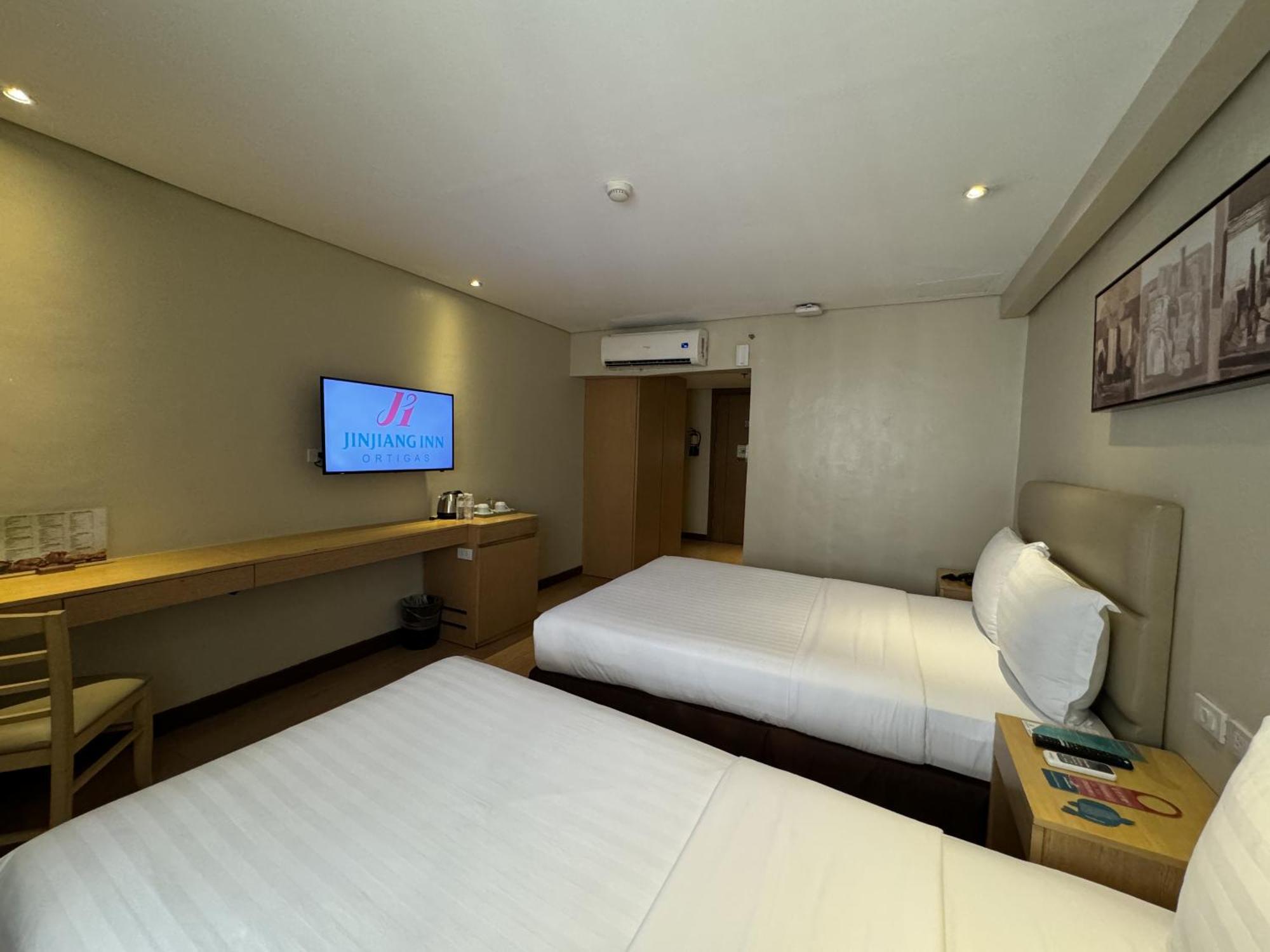 Jinjiang - Ortigas Hotel 3*